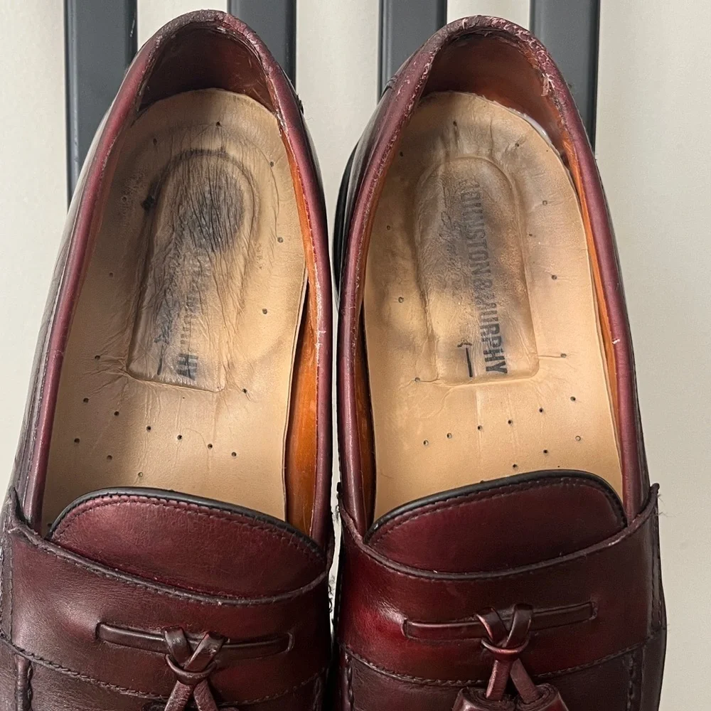 Johnston & Murphy Cherry Brown Leather Tassel Loafers Sz 8